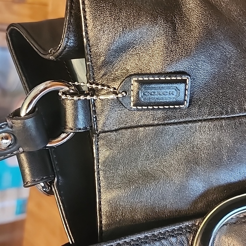 Coach SOHO Black Leather Shoulder Bag - Picture 13 of 16